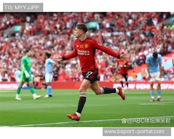 曼联逆转巴萨精彩绝伦足总杯赛后点评引发热议