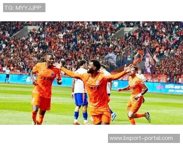 中超精彩对决那不勒斯逆转战胜曼联全场沸腾瞬间回顾